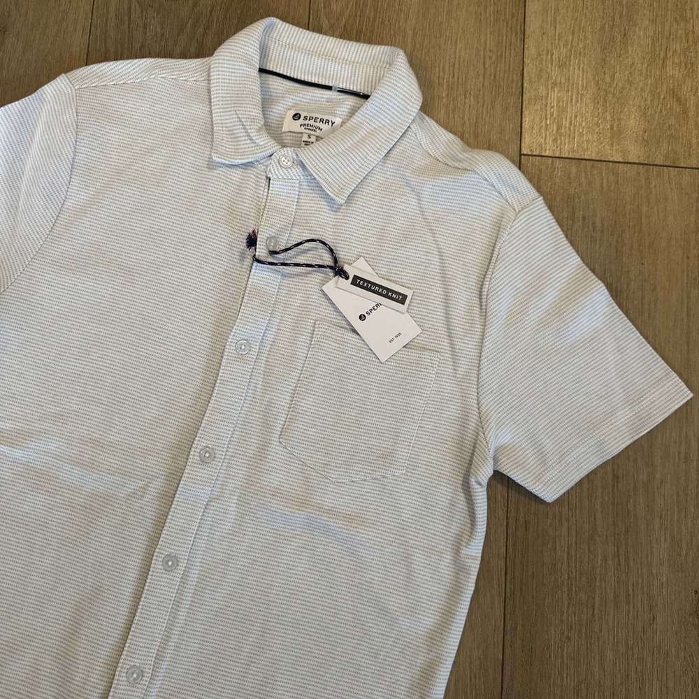 Sperry Men's Small S/S Button Textured Knit Shirt Lt Grey Summer Preppy Soft NWT